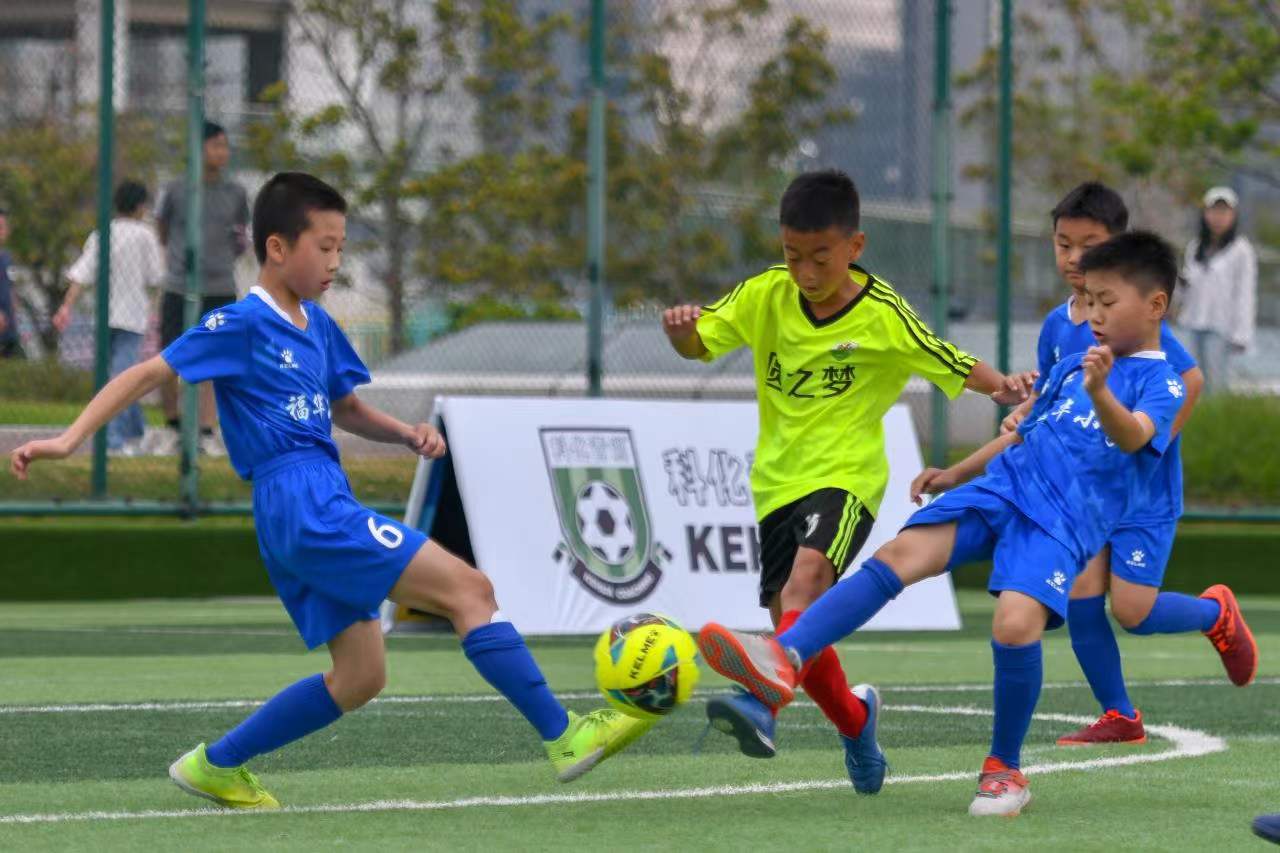 俱乐部在市 俱乐部在市