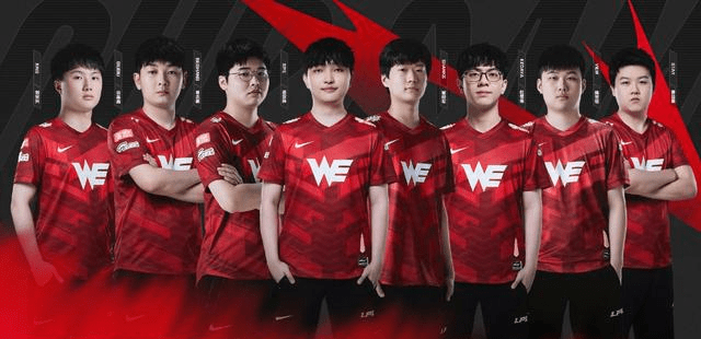 推动轮滑运 推动轮滑运